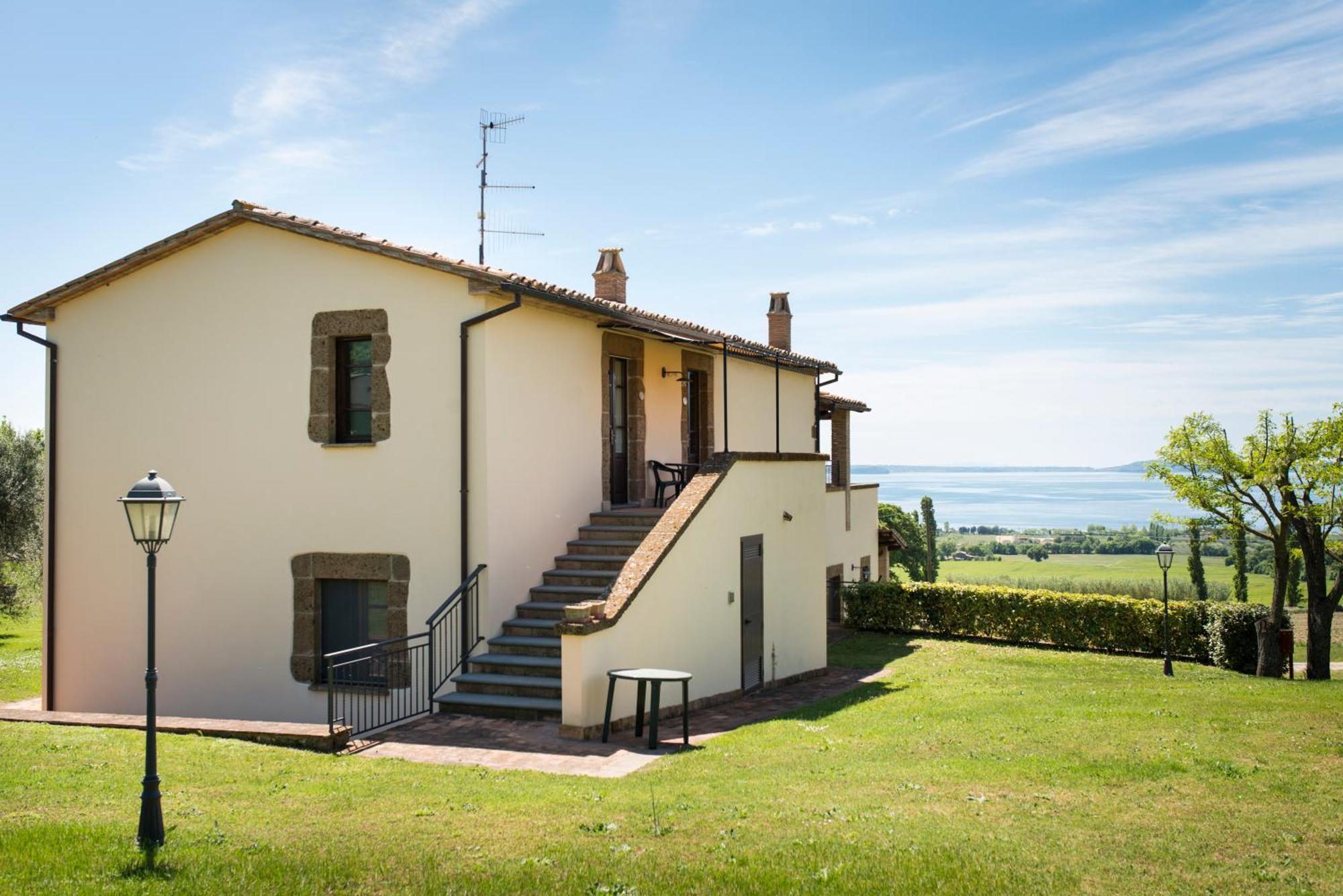 Agri Relais Il Poderaccio Di Bolsena Exteriör bild