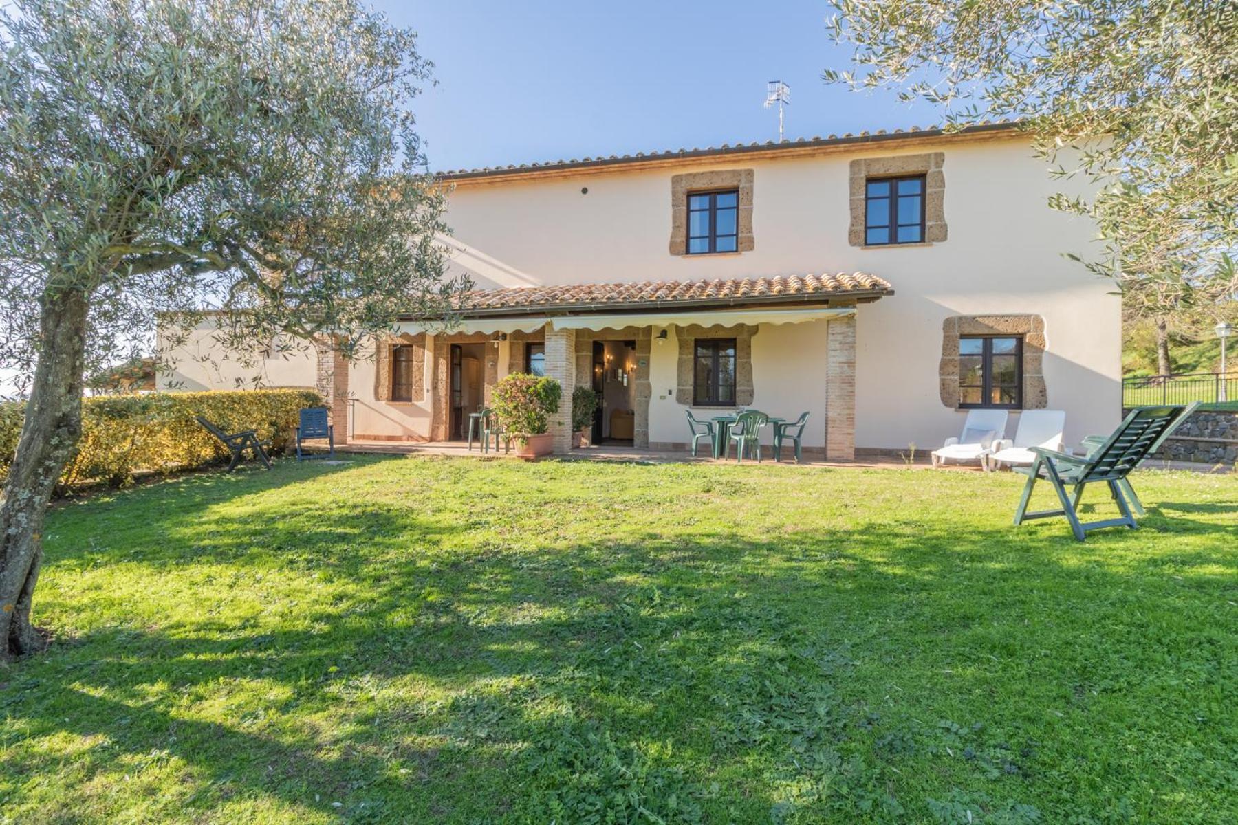 Agri Relais Il Poderaccio Di Bolsena Exteriör bild