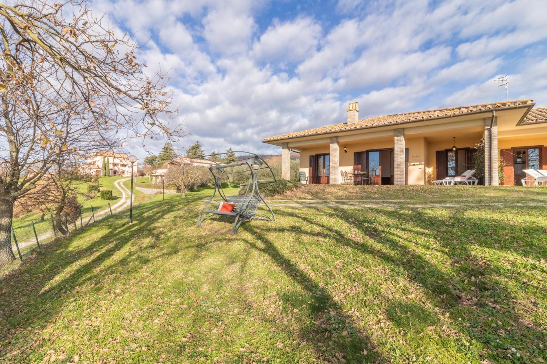 Agri Relais Il Poderaccio Di Bolsena Exteriör bild